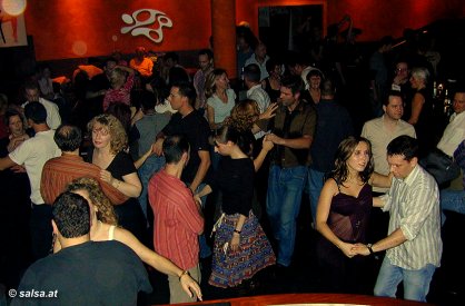 Salsa Tanz in M&uuml;nchen: 2Rooms (anklicken zum Vergr��ern - click to enlarge)