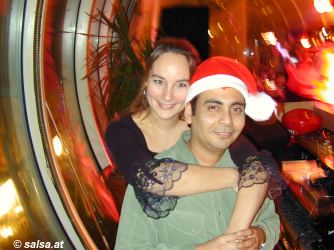 Salsa im Skyline, M�nchen (click to enlarge - anklicken zum Vergr��ern, mit ALT+F4 wieder schliessen)