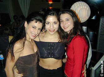 Salsa im Skyline, M�nchen (click to enlarge - anklicken zum Vergr��ern, mit ALT+F4 wieder schliessen)